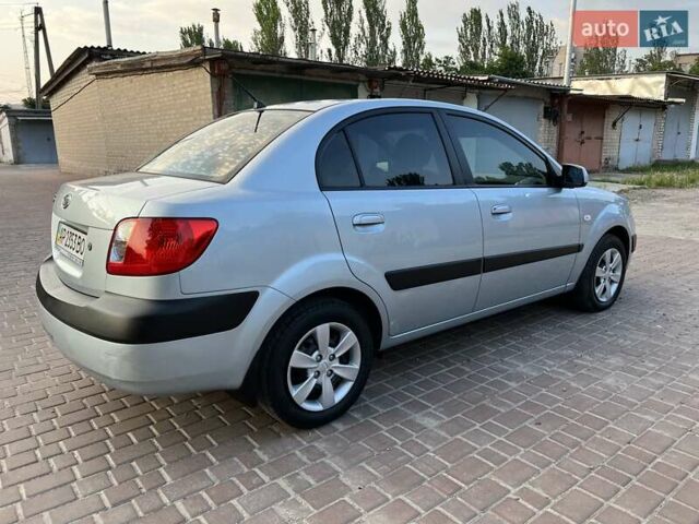 Серый Киа Рио, объемом двигателя 0 л и пробегом 202 тыс. км за 4999 $, фото 13 на Automoto.ua