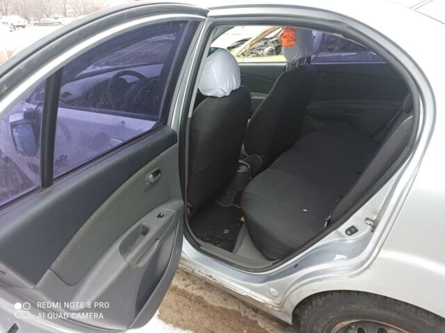 Сірий Кіа Ріо, об'ємом двигуна 1.4 л та пробігом 120 тис. км за 1500 $, фото 7 на Automoto.ua