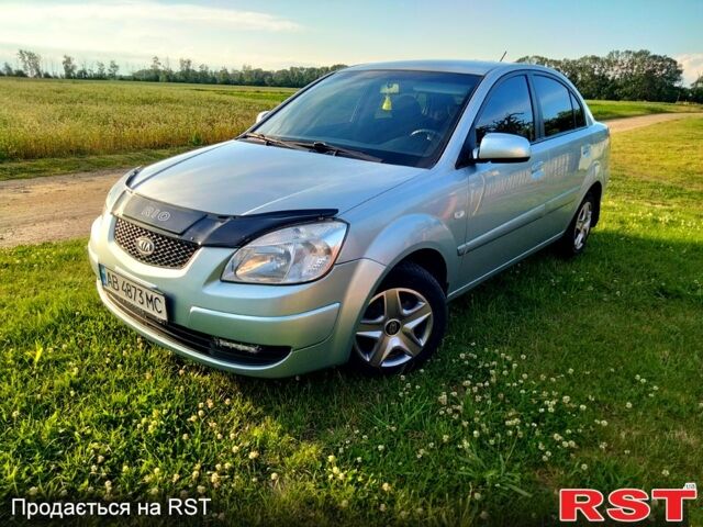 Сірий Кіа Ріо, об'ємом двигуна 1.4 л та пробігом 230 тис. км за 5200 $, фото 9 на Automoto.ua