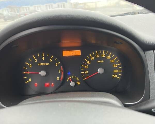 Сірий Кіа Ріо, об'ємом двигуна 1.4 л та пробігом 241 тис. км за 4300 $, фото 10 на Automoto.ua