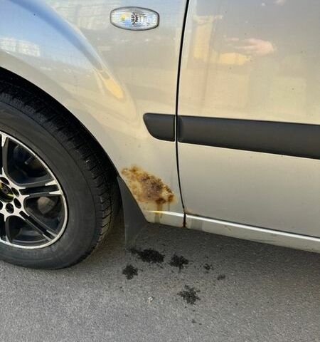 Серый Киа Рио, объемом двигателя 1.4 л и пробегом 244 тыс. км за 2900 $, фото 7 на Automoto.ua