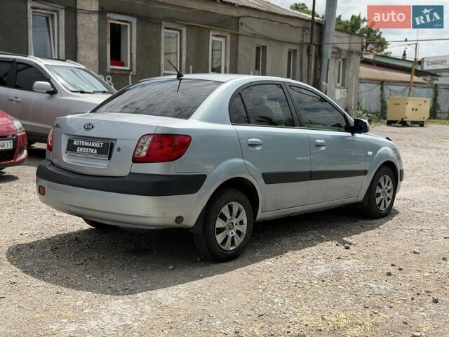 Сірий Кіа Ріо, об'ємом двигуна 1.4 л та пробігом 364 тис. км за 3299 $, фото 12 на Automoto.ua