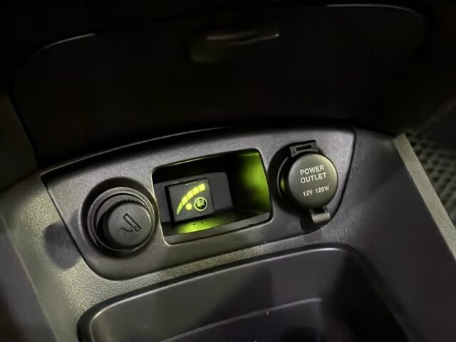 Серый Киа Рио, объемом двигателя 1.4 л и пробегом 220 тыс. км за 3700 $, фото 15 на Automoto.ua