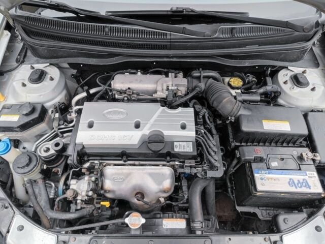 Сірий Кіа Ріо, об'ємом двигуна 1.4 л та пробігом 94 тис. км за 4900 $, фото 6 на Automoto.ua