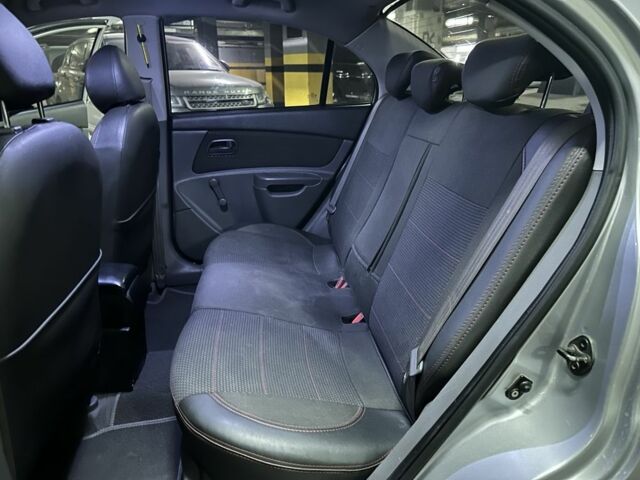Серый Киа Рио, объемом двигателя 1.4 л и пробегом 220 тыс. км за 3700 $, фото 8 на Automoto.ua