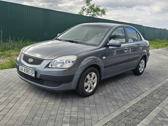 Серый Киа Рио, объемом двигателя 1.3 л и пробегом 160 тыс. км за 4300 $, фото 7 на Automoto.ua