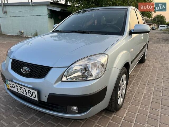 Серый Киа Рио, объемом двигателя 0 л и пробегом 202 тыс. км за 4999 $, фото 8 на Automoto.ua