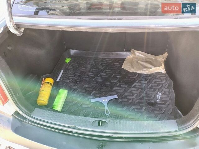 Сірий Кіа Ріо, об'ємом двигуна 1.4 л та пробігом 238 тис. км за 3100 $, фото 15 на Automoto.ua