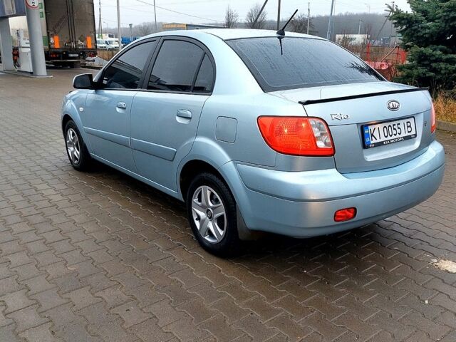 Сірий Кіа Ріо, об'ємом двигуна 3 л та пробігом 224 тис. км за 4900 $, фото 1 на Automoto.ua