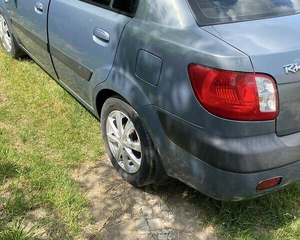 Сірий Кіа Ріо, об'ємом двигуна 1.5 л та пробігом 137 тис. км за 4500 $, фото 6 на Automoto.ua