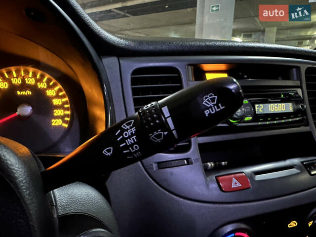 Серый Киа Рио, объемом двигателя 1.4 л и пробегом 220 тыс. км за 3400 $, фото 26 на Automoto.ua