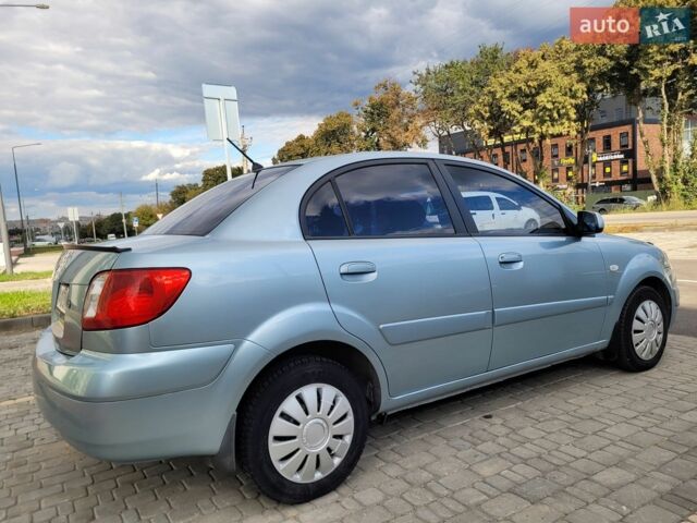 Серый Киа Рио, объемом двигателя 1.4 л и пробегом 230 тыс. км за 4999 $, фото 18 на Automoto.ua