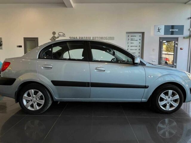 Сірий Кіа Ріо, об'ємом двигуна 1.4 л та пробігом 93 тис. км за 5600 $, фото 7 на Automoto.ua