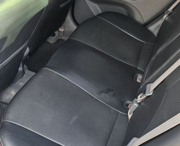 Сірий Кіа Ріо, об'ємом двигуна 1.4 л та пробігом 182 тис. км за 5200 $, фото 2 на Automoto.ua