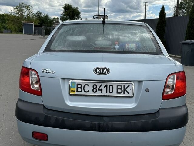 Сірий Кіа Ріо, об'ємом двигуна 1.4 л та пробігом 88 тис. км за 5600 $, фото 3 на Automoto.ua
