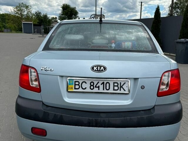 Сірий Кіа Ріо, об'ємом двигуна 1.4 л та пробігом 97 тис. км за 5100 $, фото 7 на Automoto.ua