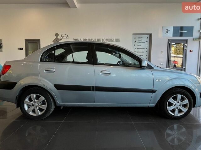 Серый Киа Рио, объемом двигателя 1.4 л и пробегом 93 тыс. км за 5600 $, фото 7 на Automoto.ua
