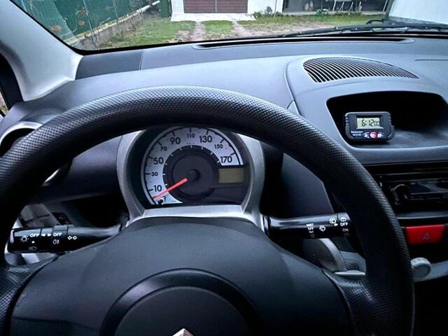 Сірий Кіа Ріо, об'ємом двигуна 1.4 л та пробігом 230 тис. км за 4250 $, фото 1 на Automoto.ua