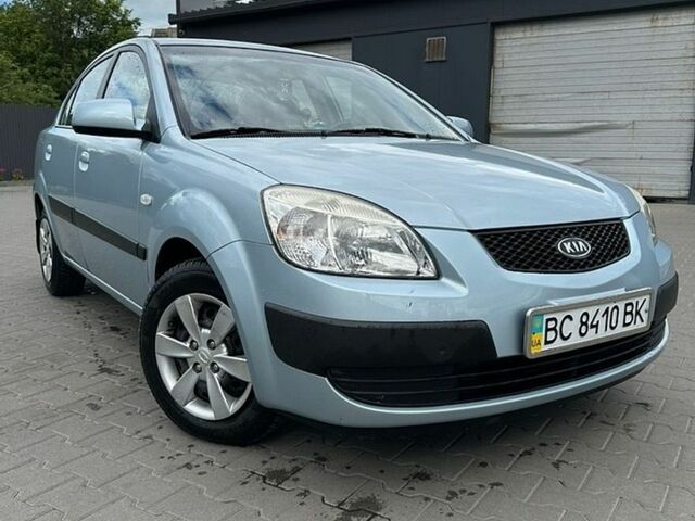 Серый Киа Рио, объемом двигателя 1.4 л и пробегом 90 тыс. км за 5300 $, фото 1 на Automoto.ua