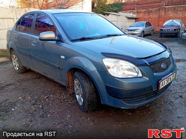 Сірий Кіа Ріо, об'ємом двигуна 1.4 л та пробігом 197 тис. км за 3150 $, фото 1 на Automoto.ua