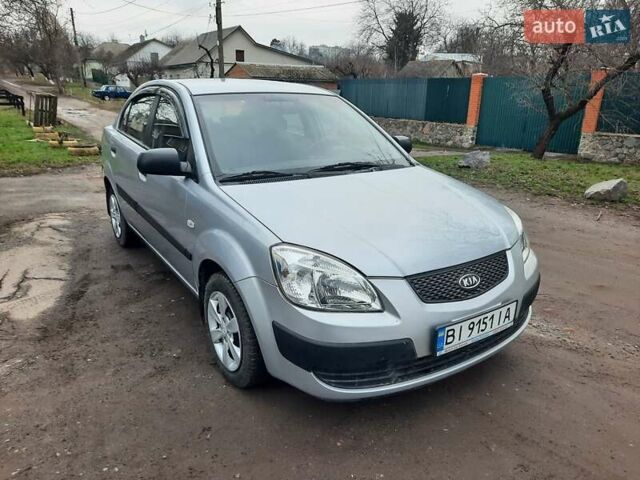 Серый Киа Рио, объемом двигателя 1.4 л и пробегом 113 тыс. км за 4550 $, фото 17 на Automoto.ua