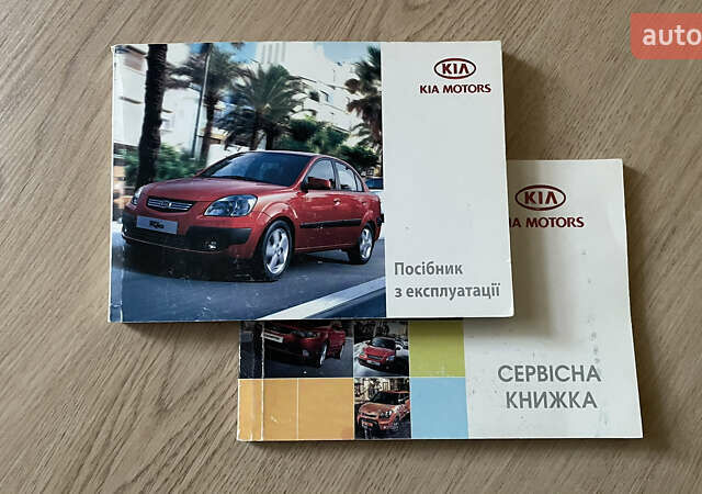 Серый Киа Рио, объемом двигателя 1.4 л и пробегом 82 тыс. км за 5400 $, фото 8 на Automoto.ua