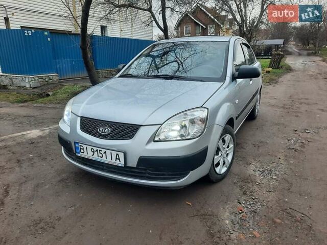 Серый Киа Рио, объемом двигателя 1.4 л и пробегом 113 тыс. км за 4550 $, фото 81 на Automoto.ua
