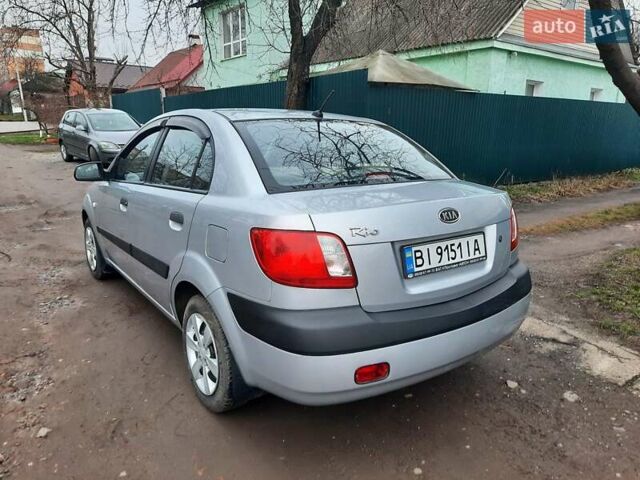 Серый Киа Рио, объемом двигателя 1.4 л и пробегом 113 тыс. км за 4550 $, фото 19 на Automoto.ua