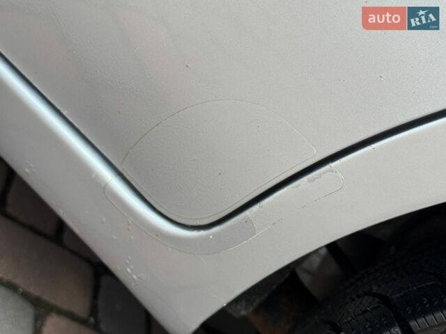 Серый Киа Рио, объемом двигателя 1.4 л и пробегом 227 тыс. км за 6850 $, фото 126 на Automoto.ua