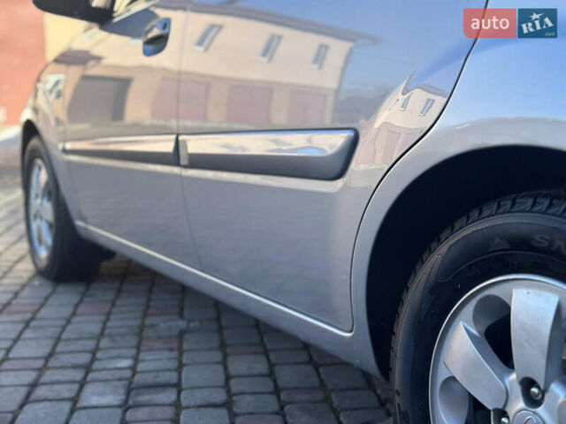 Серый Киа Рио, объемом двигателя 1.4 л и пробегом 227 тыс. км за 6750 $, фото 24 на Automoto.ua