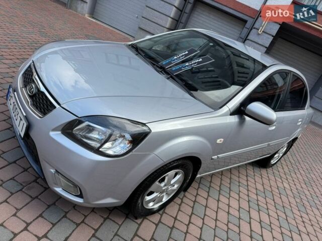 Серый Киа Рио, объемом двигателя 1.4 л и пробегом 227 тыс. км за 6850 $, фото 121 на Automoto.ua