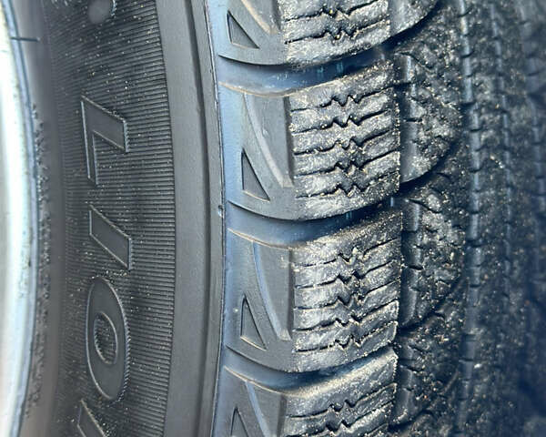 Серый Киа Рио, объемом двигателя 1.4 л и пробегом 227 тыс. км за 6750 $, фото 70 на Automoto.ua