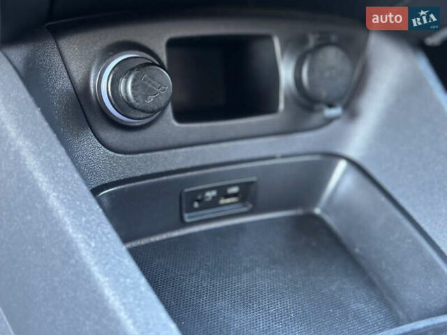 Серый Киа Рио, объемом двигателя 1.4 л и пробегом 227 тыс. км за 6750 $, фото 52 на Automoto.ua