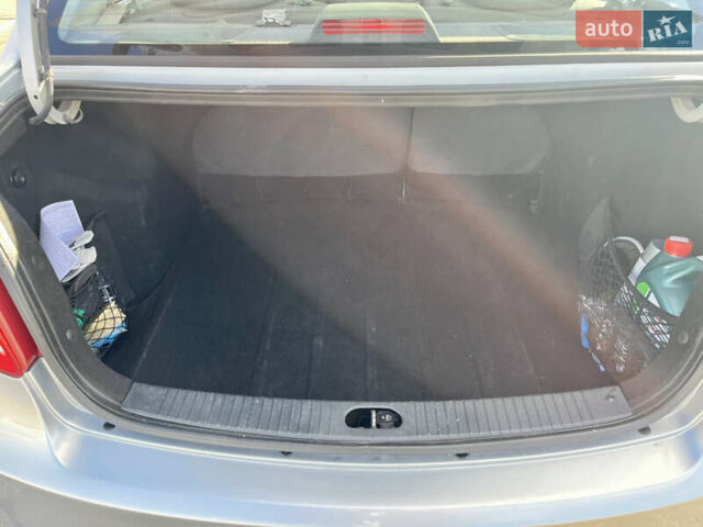 Серый Киа Рио, объемом двигателя 1.4 л и пробегом 219 тыс. км за 4500 $, фото 23 на Automoto.ua
