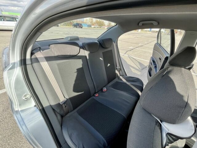 Сірий Кіа Ріо, об'ємом двигуна 1.4 л та пробігом 219 тис. км за 4500 $, фото 22 на Automoto.ua