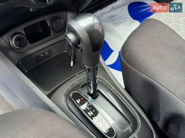 Серый Киа Рио, объемом двигателя 1.4 л и пробегом 227 тыс. км за 6850 $, фото 90 на Automoto.ua