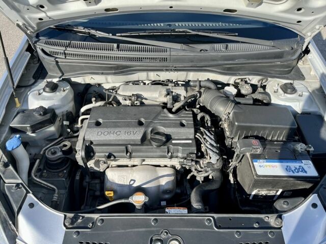 Сірий Кіа Ріо, об'ємом двигуна 1.4 л та пробігом 219 тис. км за 4500 $, фото 11 на Automoto.ua