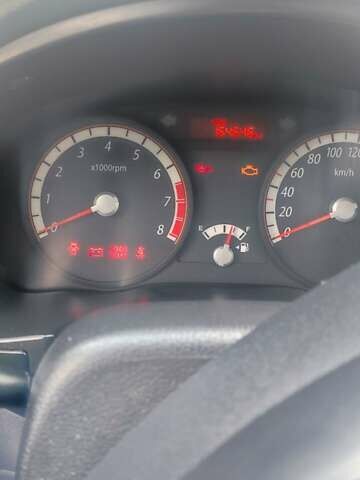 Серый Киа Рио, объемом двигателя 1.4 л и пробегом 164 тыс. км за 4800 $, фото 2 на Automoto.ua