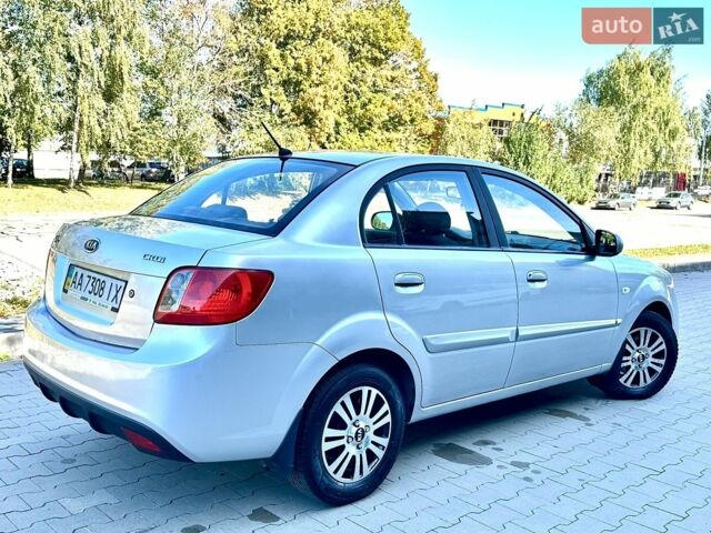 Серый Киа Рио, объемом двигателя 1.5 л и пробегом 190 тыс. км за 5800 $, фото 22 на Automoto.ua