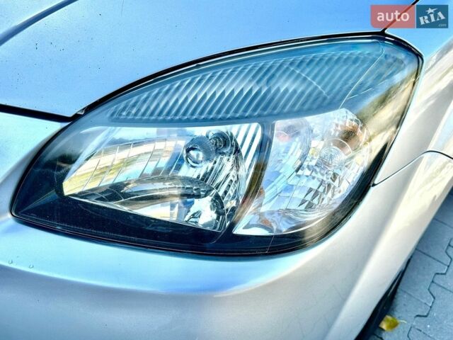 Серый Киа Рио, объемом двигателя 1.5 л и пробегом 190 тыс. км за 5800 $, фото 6 на Automoto.ua