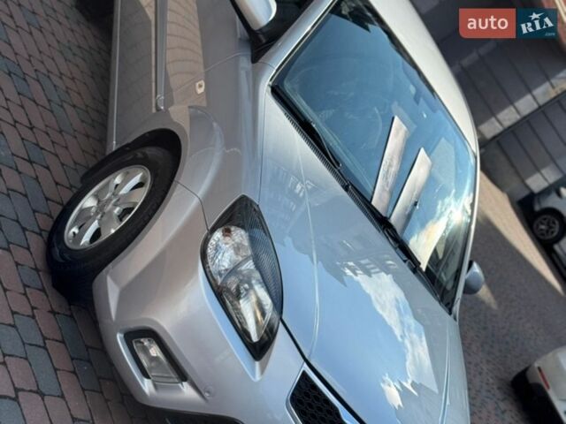 Серый Киа Рио, объемом двигателя 1.4 л и пробегом 227 тыс. км за 6850 $, фото 5 на Automoto.ua