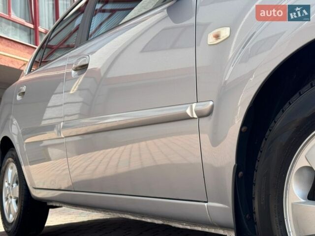 Серый Киа Рио, объемом двигателя 1.4 л и пробегом 227 тыс. км за 6850 $, фото 150 на Automoto.ua