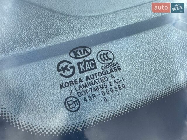 Серый Киа Рио, объемом двигателя 1.4 л и пробегом 227 тыс. км за 6850 $, фото 122 на Automoto.ua