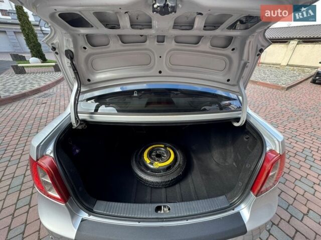 Серый Киа Рио, объемом двигателя 1.4 л и пробегом 227 тыс. км за 6850 $, фото 19 на Automoto.ua