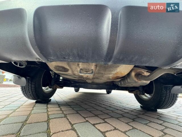 Серый Киа Рио, объемом двигателя 1.4 л и пробегом 227 тыс. км за 6850 $, фото 97 на Automoto.ua