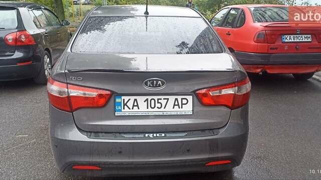 Серый Киа Рио, объемом двигателя 1.59 л и пробегом 139 тыс. км за 7600 $, фото 7 на Automoto.ua