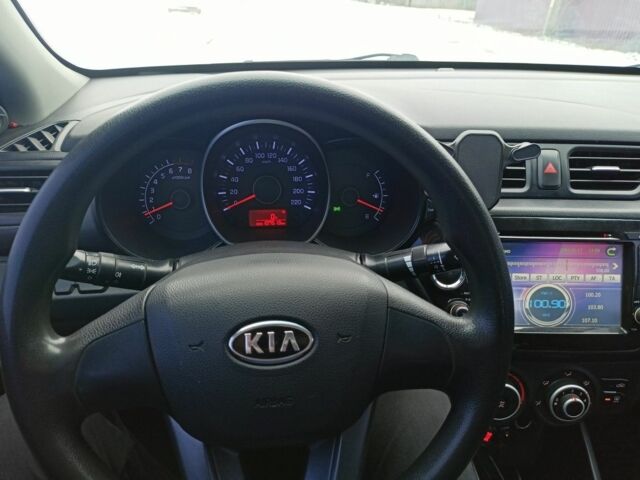 Сірий Кіа Ріо, об'ємом двигуна 1.4 л та пробігом 108 тис. км за 7300 $, фото 7 на Automoto.ua