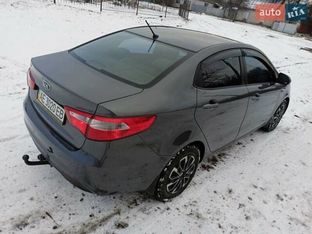 Сірий Кіа Ріо, об'ємом двигуна 1.4 л та пробігом 108 тис. км за 7300 $, фото 7 на Automoto.ua