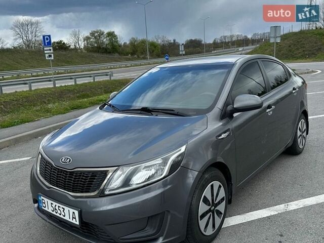 Серый Киа Рио, объемом двигателя 1.4 л и пробегом 155 тыс. км за 6700 $, фото 2 на Automoto.ua