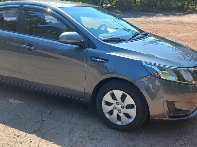 Серый Киа Рио, объемом двигателя 0 л и пробегом 158 тыс. км за 5800 $, фото 2 на Automoto.ua